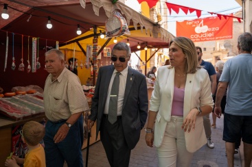 La Diputación de Castellón impulsa la tradicional feria de la cereza en Caudiel