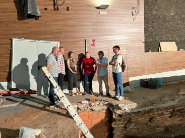 El Ayuntamiento de la Vall d'Uixo construye un nuevo escenario accesible en el Teatro Municipal Carmen Tur
