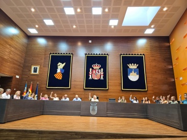 El ple extraordinari d'Oropesa del Mar aprova el PACES i la seua adhesió a la Xarxa REDEL