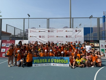 Èxit de les Trobades de Pilota a l'Escola a Massalfassar