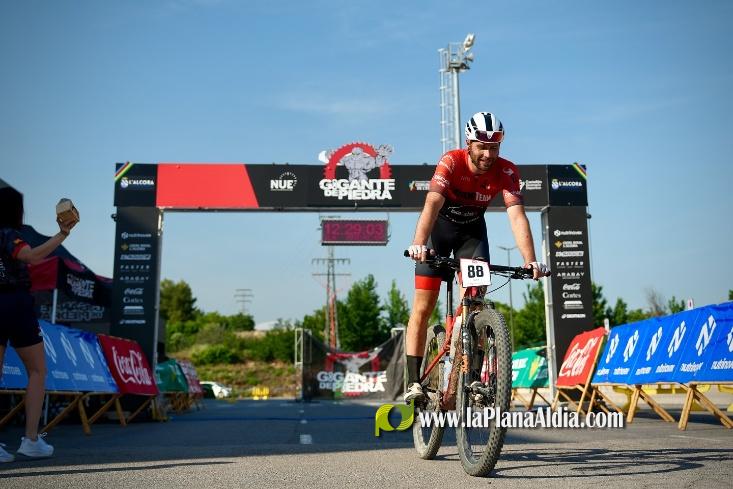 El estadounidense Patrick Collins se impone en la prestigiosa XIII Ultrabike Gigante de Piedra de Alcora