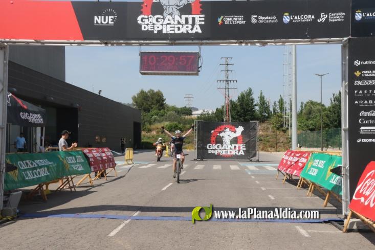 El estadounidense Patrick Collins se impone en la prestigiosa XIII Ultrabike Gigante de Piedra de Alcora