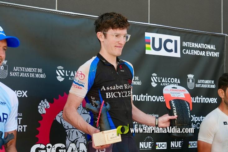 El estadounidense Patrick Collins se impone en la prestigiosa XIII Ultrabike Gigante de Piedra de Alcora