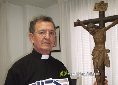 El PP de Mascarell propone nombrar hijo adoptivo a su cura párroco mosén Manuel Blasco