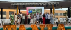 Tania Baos vuelve a llenar la plaza del Parque con la celebracin de sus 10 como alcaldesa