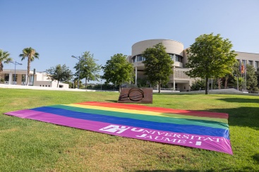 La UJI conmemora el Día del Orgullo LGTBIQA+ y reafirma su compromiso por la inclusión y la diversidad