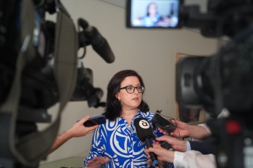 Nieves Martínez critica la falta d'ajuda del Govern per a la reconstrucció de València