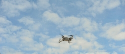 Investigadores de la UPV desarrollan una antena radar pionera para evitar colisiones entre drones