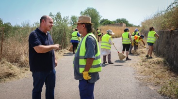 Onda reforça la brigada agrària i ofereix una oportunitat laboral a tretze veïns