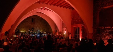 Inauguració de la Sala Capitular del castell d'El Toro amb un exitós concert candlelight