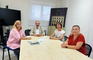 L'Ajuntament de Castelló i el Col·legi de Veterinaris signen un conveni per a la protecció animal i el control de colònies felines