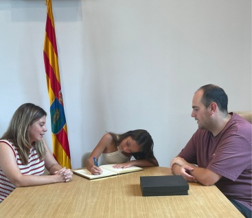Reconocimiento a la gimnasta Irene Felip en Betxí