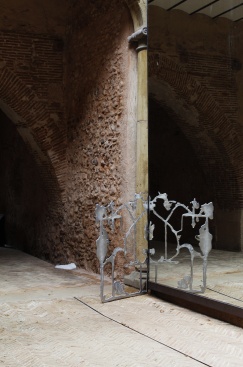 Joar Remolar expone `La Persecució' en el Palau-Castell de Betxí