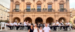 La Banda Municipal celebra San Cristobal amb un viatge musical per la geografia espanyola