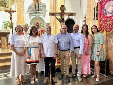 Les Useres rinde tributo al Santsimo Cristo de la Agona