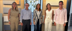 Visita de la alcaldesa de Almassora a Macer en apoyo al sector cermico