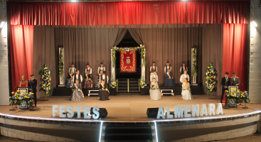 La presentación de las festeras y festeros abre las fiestas patronales de Almenara 2025