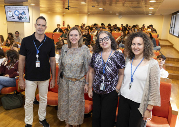 La directora general de Atencin Primaria participa en el ciclo de conferencias del CEU 