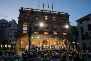 Concierto de la Banda Municipal en homenaje a los castellonenses senior inicia la semana de actos por el Da Internacional de las Personas Mayores