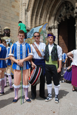 Morella concede la Cruz de Santa Ll�cia 2026 a Susana Pitarch y Jes�s Royo por su compromiso con el patrimonio y las tradiciones