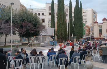 Almassora reanuda su agenda cultural con humor y circo