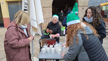 La Serratella recauda 160 euros para la AECC con la San Silvestre