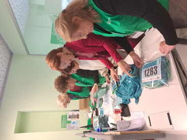 AECC Castell�n acelera la preparaci�n de packs solidarios para la X Marcha contra el C�ncer