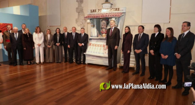 P�rez Llorca acompa�a a SSMM los Reyes en su visita a la exposici�n �La Transformaci�n de Val�ncia�