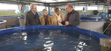 La subdelegada del Gobierno en Castell�n visita el IATS-CSIC y destaca su contribuci�n a la sostenibilidad de la acuicultura y la conservaci�n marina