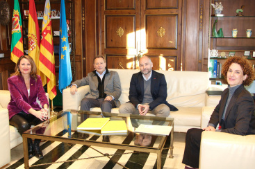 Bego�a Carrasco respalda al Ayuntamiento de Castell�n a ASCER y colabora con Time of Spain