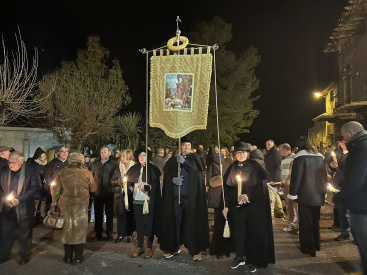 La Pelejaneta, primera pedan�a de Vall d'Alba en conmemorar Sant Antoni con hogueras, bendici�n de animales y reparto de rollos