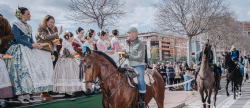 castellon-celebra-sant-antoni-con-procesion-adaptada-bendicion-de-animales-y-reparto-de-cintas-conmemorativas