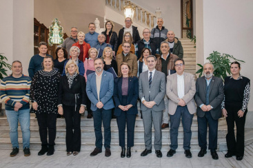 L'Ajuntament de Castell� homenatja a 28 funcionaris jubilats al llarg de 2025