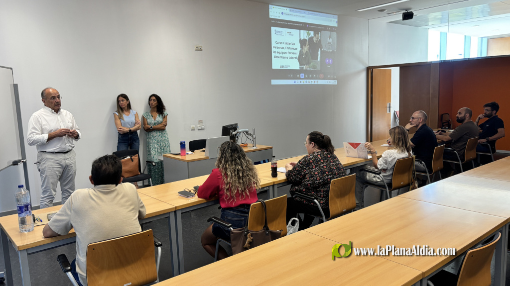 La Universitat Jaume I impulsa la sexta edición de su programa de formación junto a ASCER