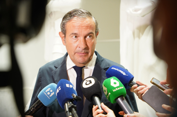 Pastor exige elecciones y propone un Gobierno serio para atender a los valencianos