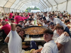 M�s de 1.700 persones participen en la XXVIII Trobada de Quintes d'Almenara