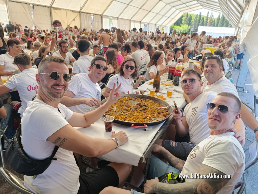 M�s de 1.700 persones participen en la XXVIII Trobada de Quintes d'Almenara