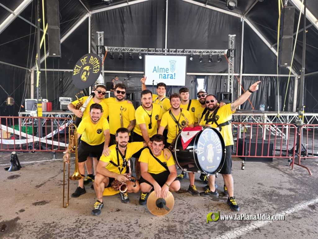 M�s de 1.700 persones participen en la XXVIII Trobada de Quintes d'Almenara
