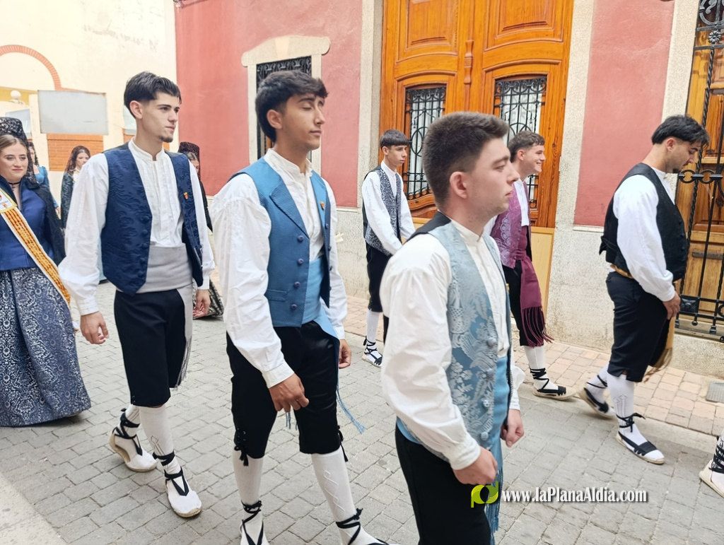 Almenara posa punt final a les seues festes patronals amb el berenar tradicional per a la gent gran