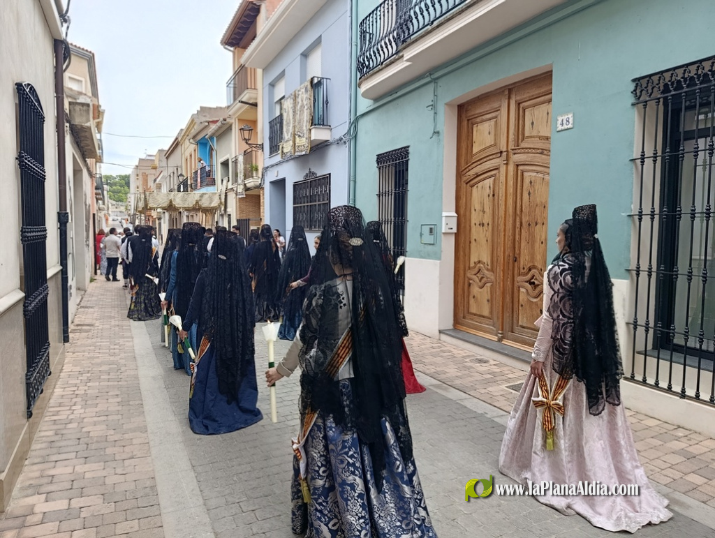 Almenara posa punt final a les seues festes patronals amb el berenar tradicional per a la gent gran