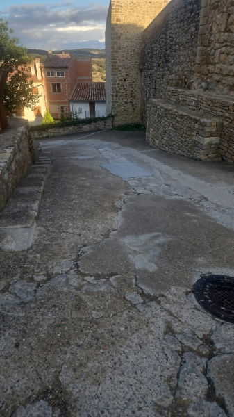portell-continua-la-restauracion-de-su-muralla-con-150-000-euros-mas