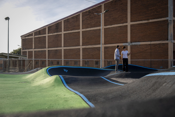 l-alcora-a-ade-un-nuevo-pumptrack-a-la-ciudad-deportiva-para-ampliar-la-oferta-deportiva
