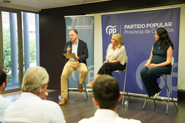 Aguilella llama al poder de Castellón para iniciar una nueva etapa de España