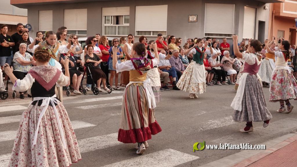 Les Alqueries ofrena la seva patrona