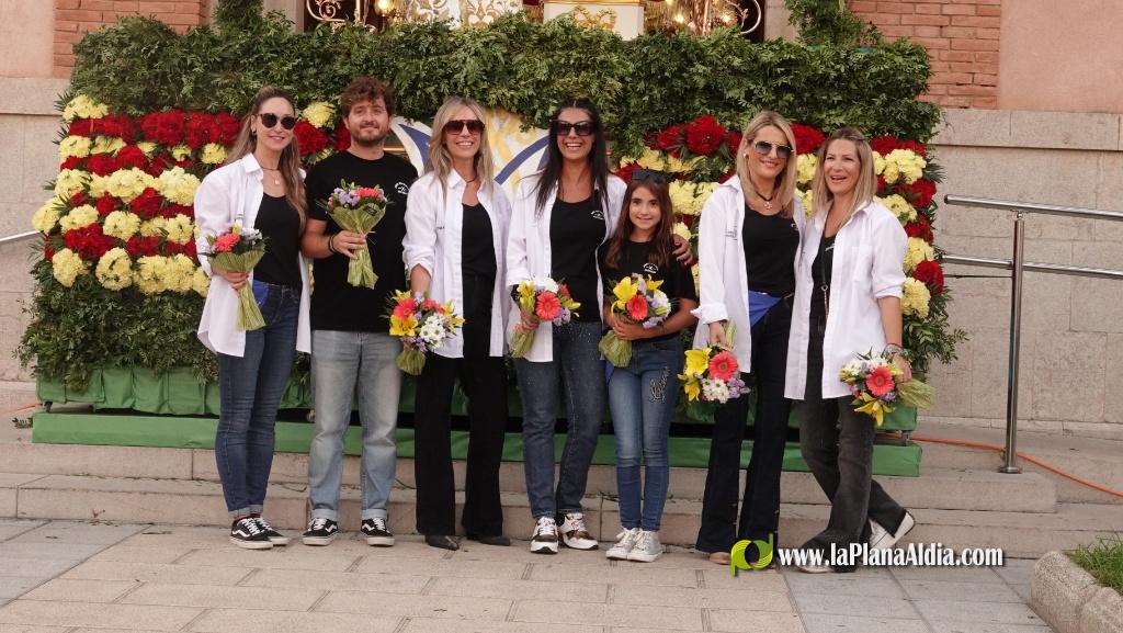 Les Alqueries ofrena la seva patrona