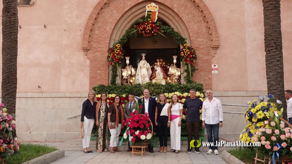 Les Alqueries ofrena la seva patrona