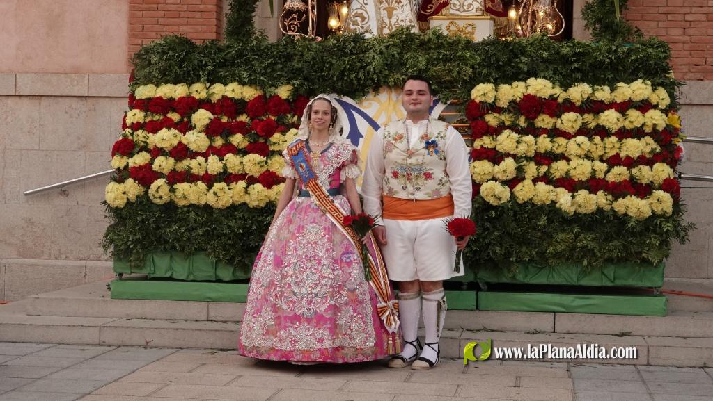 Les Alqueries ofrena la seva patrona