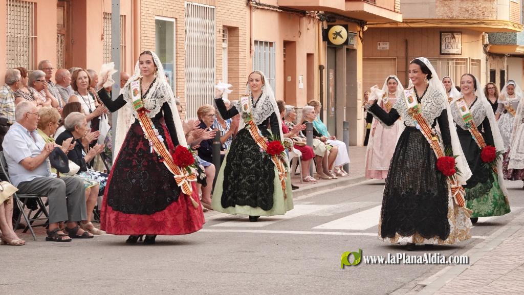 Les Alqueries ofrena la seva patrona