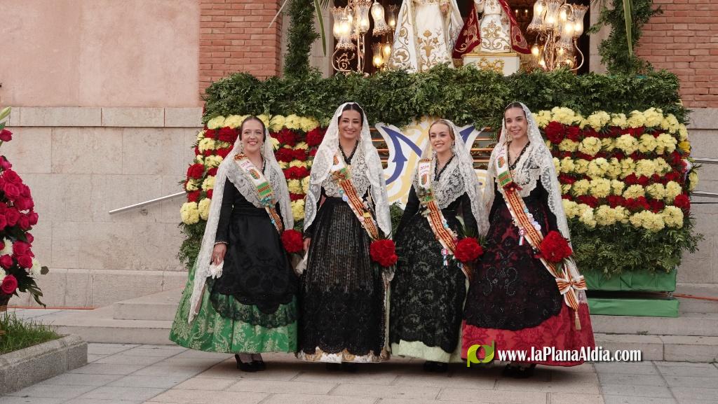 Les Alqueries ofrena la seva patrona