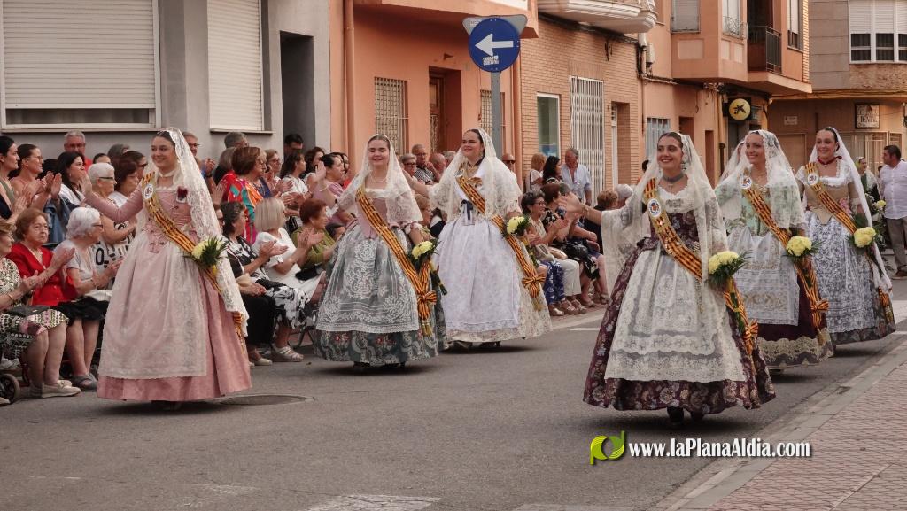 Les Alqueries ofrena la seva patrona